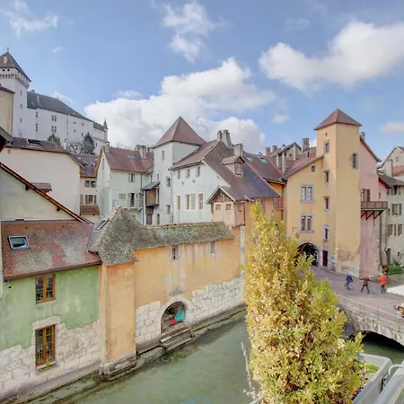 Le Canal - On The Venice Of The Alps Annecy
